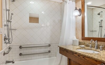 Best Western Premier Mariemont Inn