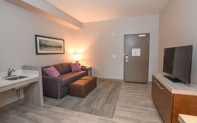 Deluxe Room, 1 King Bed