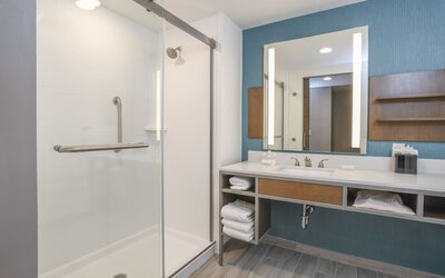 Junior Suite, 1 King Bed