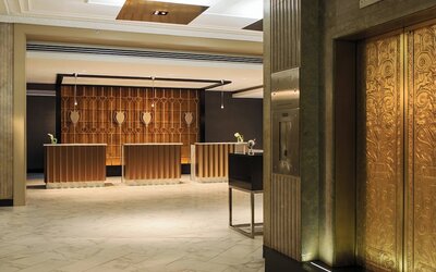 Renaissance Cincinnati Downtown Hotel