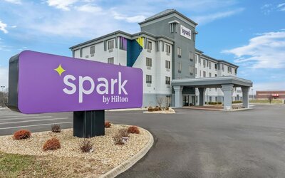 Spark by Hilton Cincinnati Fairfield