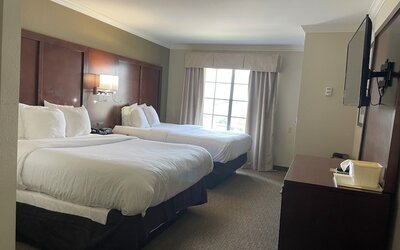 Spark by Hilton Cincinnati Fairfield