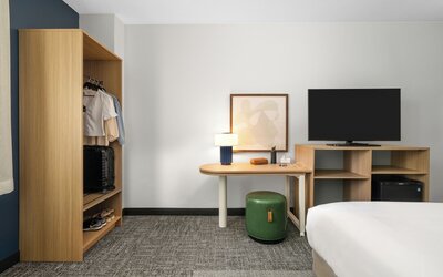 Spark by Hilton Cincinnati Fairfield