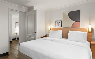 Spark by Hilton Cincinnati Fairfield