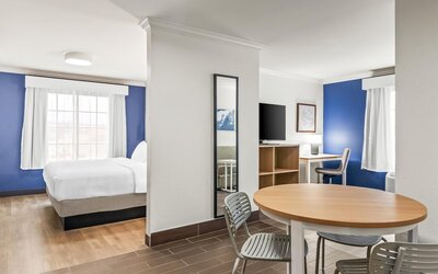 Spark by Hilton Cincinnati Fairfield