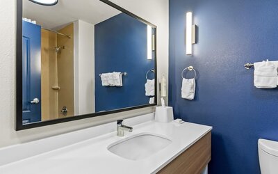 Spark by Hilton Cincinnati Fairfield