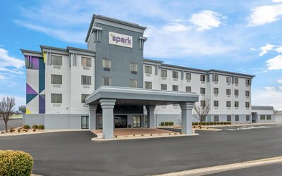 Spark by Hilton Cincinnati Fairfield