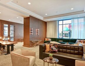 The Cincinnatian Hotel Curio Collection by Hilton