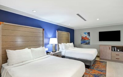 The Cincinnatian Hotel Curio Collection by Hilton