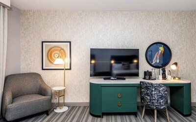 voco The Clair Cincinnati Downtown by IHG
