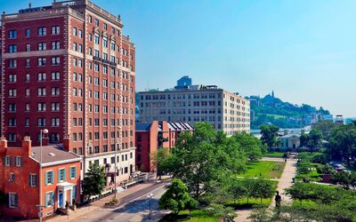 Residence Inn by Marriott Cincinnati Downtown/The Phelps