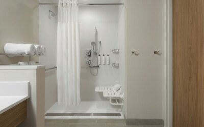 Fairfield By Marriott Inn & Suites Cincinnati Oakley