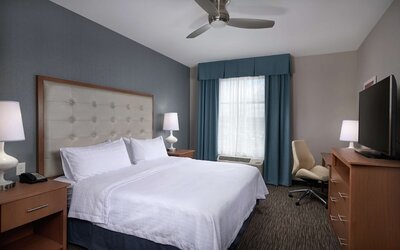 Homewood Suites by Hilton Cincinnati-Midtown, OH