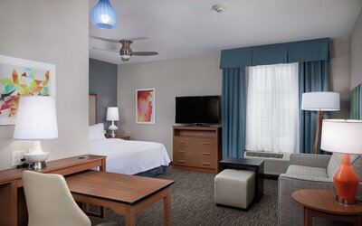 Homewood Suites by Hilton Cincinnati-Midtown, OH