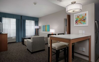 Homewood Suites by Hilton Cincinnati-Midtown, OH