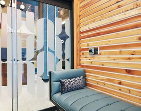 Kinley Cincinnati Downtown, a Tribute Portfolio Hotel