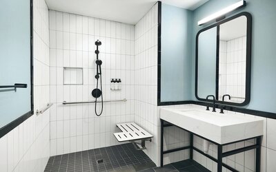 Kinley Cincinnati Downtown, a Tribute Portfolio Hotel