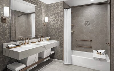 The Lytle Park Hotel, Autograph Collection