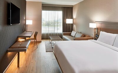 AC Hotel by Marriott Cleveland Beachwood