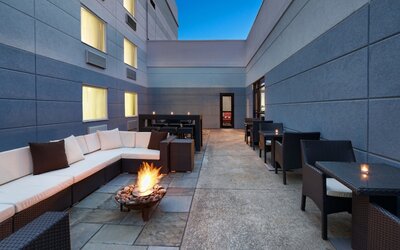 Hotel Indigo Cleveland-Beachwood by IHG