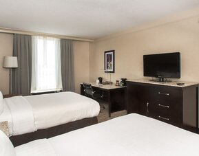 Best Western Plus Strongsville Cleveland