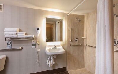 Best Western Plus Strongsville Cleveland