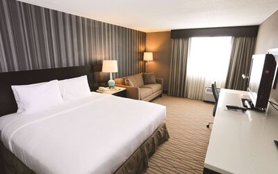 Wyndham Garden Westlake