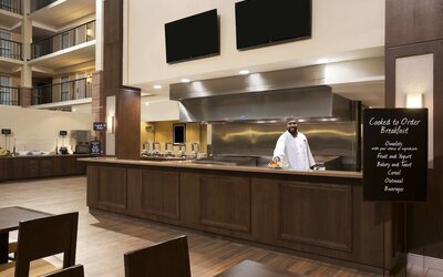 Embassy Suites by Hilton Cleveland Beachwood