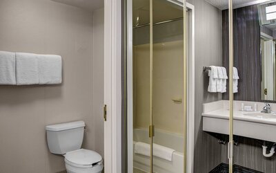 Courtyard by Marriott Cleveland Westlake
