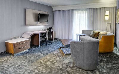 Courtyard by Marriott Cleveland Westlake