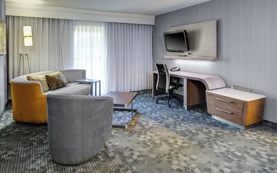 Courtyard by Marriott Cleveland Westlake