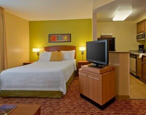 Towneplace Suites By Marriott Cleveland Westlake