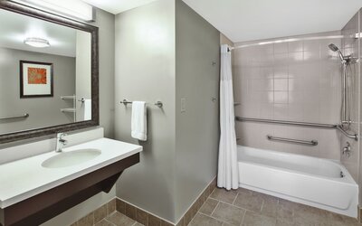 Staybridge Suites Cleveland Mayfield Heights Beachwood by IHG