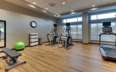 Drury Inn & Suites Cleveland Beachwood