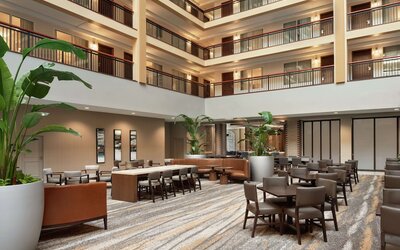 Embassy Suites by Hilton Cleveland Rockside