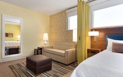 Home2 Suites by Hilton Cleveland Beachwood