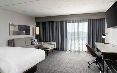 Courtyard by Marriott Cleveland Beachwood