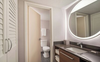 Courtyard by Marriott Cleveland Beachwood