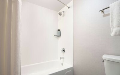 Courtyard by Marriott Cleveland Beachwood