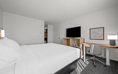 Spark by Hilton Cleveland Beachwood