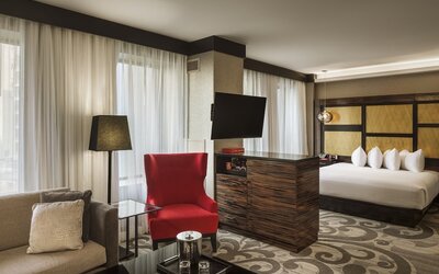 Metropolitan at The 9, Autograph Collection