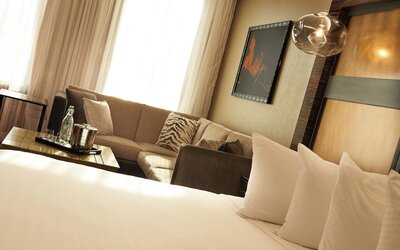 Metropolitan at The 9, Autograph Collection