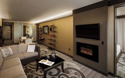 Metropolitan at The 9, Autograph Collection