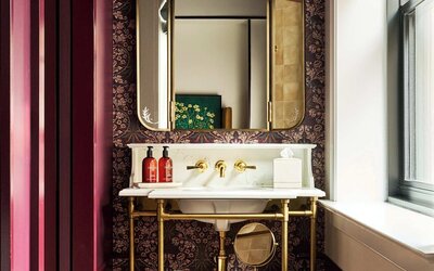 Fidelity Hotel