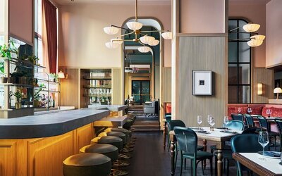 Fidelity Hotel