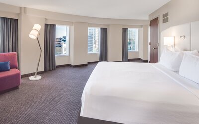 Crowne Plaza Cleveland at Playhouse Square by IHG