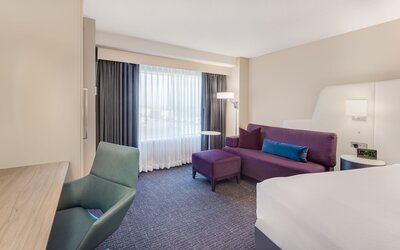 Crowne Plaza Cleveland at Playhouse Square by IHG