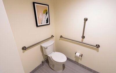 Crowne Plaza Cleveland at Playhouse Square by IHG