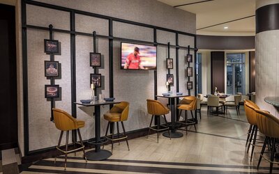 Crowne Plaza Cleveland at Playhouse Square by IHG