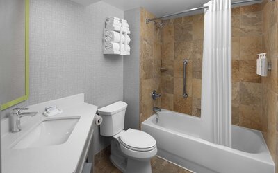 Hampton Inn Cleveland-Downtown